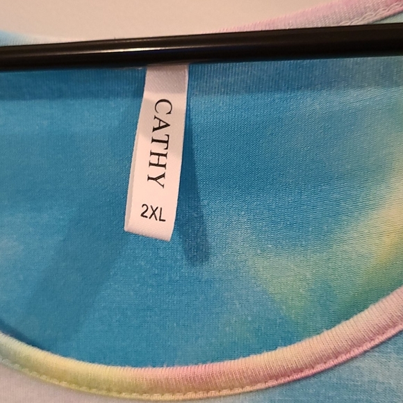 Very Pretty Cathy Plus Size 2X Blouse ๐ - Picture 2 of 9